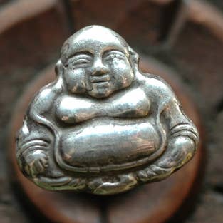 Bague Bouddha en argent sterling pour la vente par Hi Octane | SilverBotanica