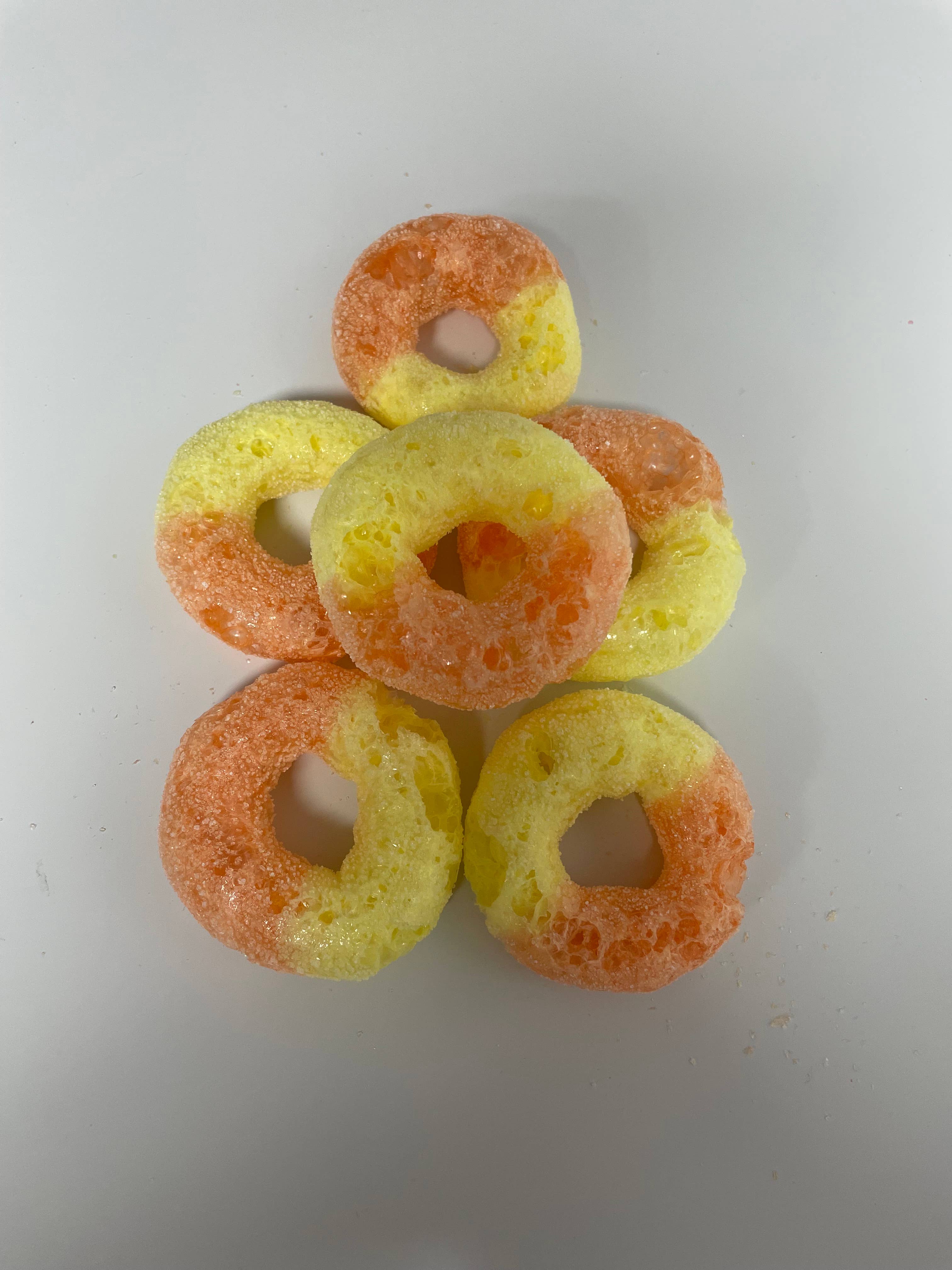 Lumberjack's Arctic Treats - Vendita all'ingrosso Caramelle dure - Peach Tubes 2,4 oz (8 anelli giganti)2