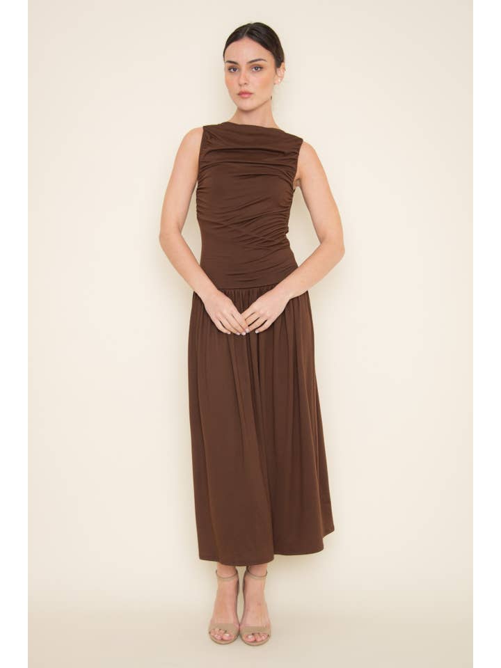 Brown ÄRMELLOSES MAXIKLEID AUS JERSEY-MODAL MIT RAFFUNGEN - DD10171FO für den Großhandel auf Faire1