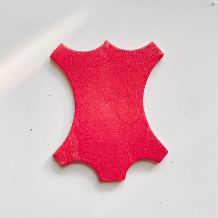 The Merchant Studio – Engroshandel Nøglering - Dame – Læder nøglering - Mudra hånd sælges separat7