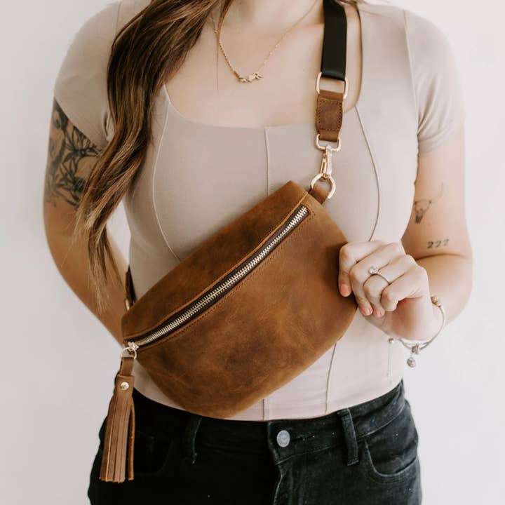 Genuine Leather Fanny Pack Adjustable Crossbody Bag for wholesale by MELODY FAYE