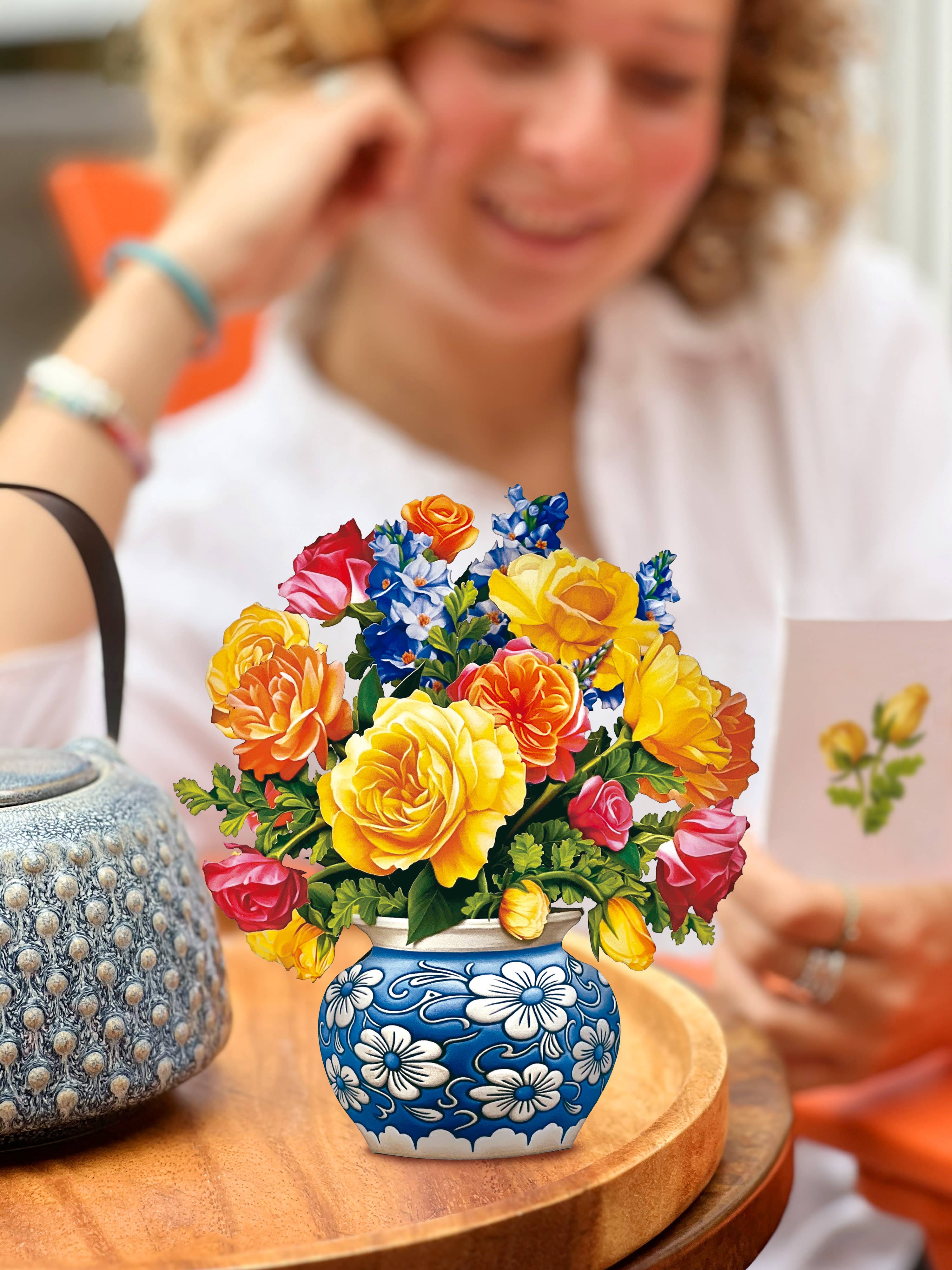 FreshCut Paper LLC - Wholesale Everyday Greeting Card - Mini Sorbet Roses (10 Pop-up Greeting Cards)1