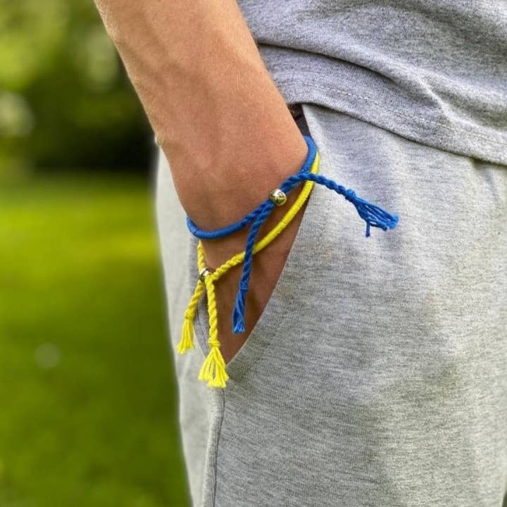 Set di bracciali Support Ukraine per la vendita all'ingrosso da parte di Made for Freedom