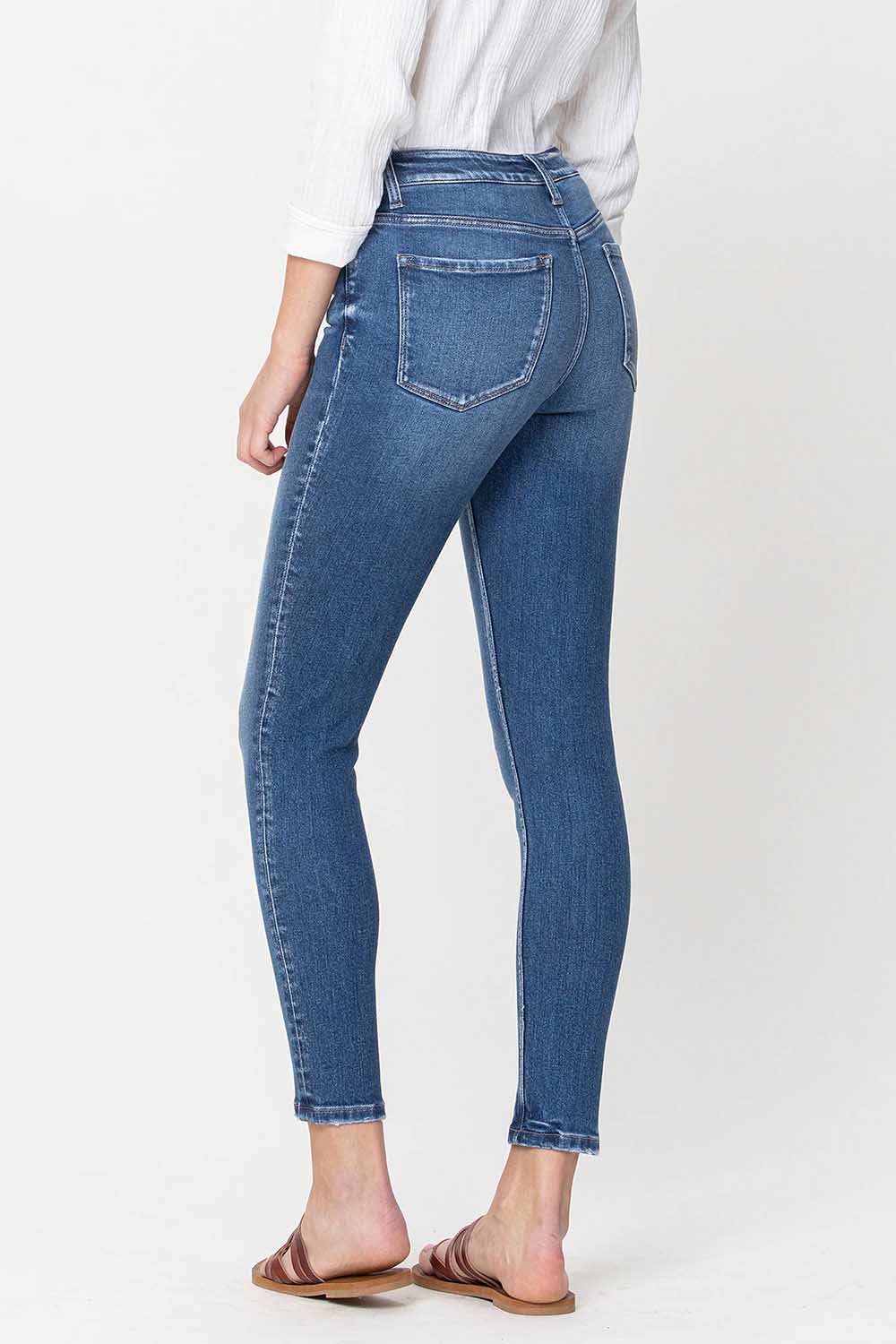 Blå MID RISE ANKELSKINNYJEANS F4119 för wholesale på Faire5
