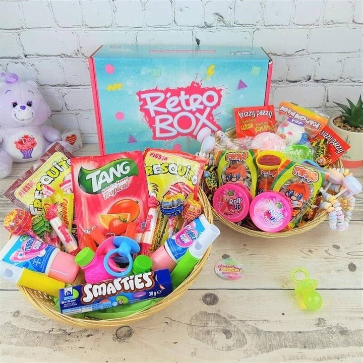 Génération Souvenirs - Wholesale Gummy - Return to Childhood Kit - 80s and 90s Gift Set