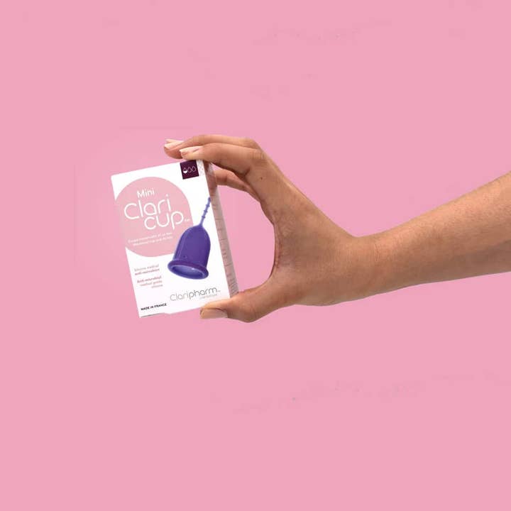 Claripharm – Großhandel Menstruationstassen – Antimikrobieller Menstruationsbecher Claricup mit Claricup Transport- und Desinfektionsbox5