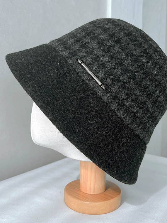 Womens 100% Wool Bucket Hat, Womens Checkered Wool Bucket Ha for wholesale by Comfortarians