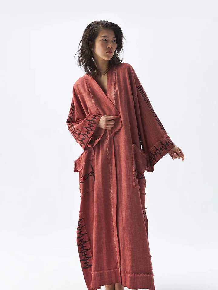 Kimono Tiamat pour la vente par IKIKIZ ONLINE