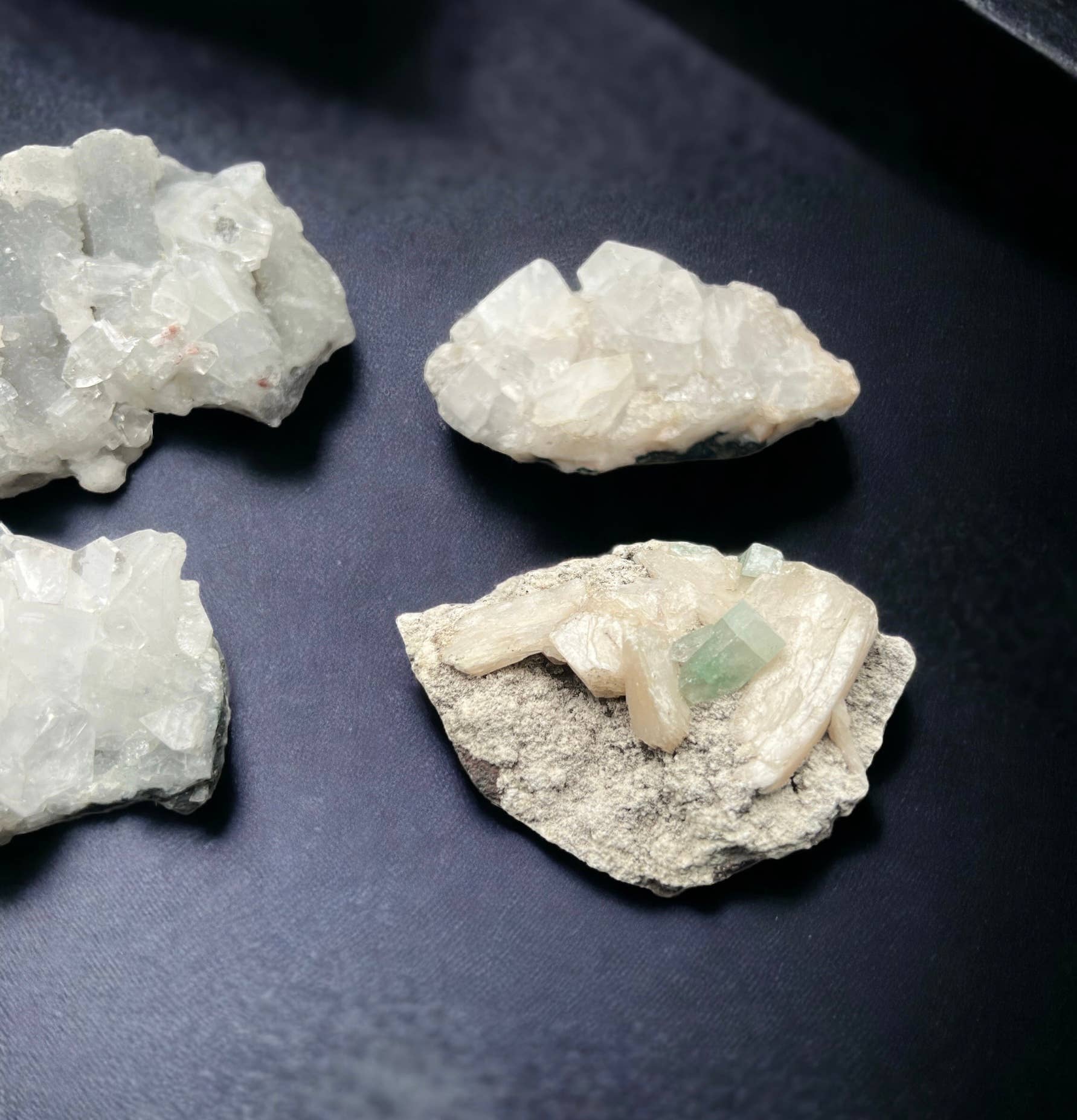 Crystals of India – Großhandel Spiritueller Stein/Kristall – Hochwertige Zeolith-Pcs7