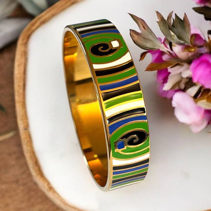 Armreif "MYRION" aus emailliertem Edelstahl für den Großhandel von TOURMALYN