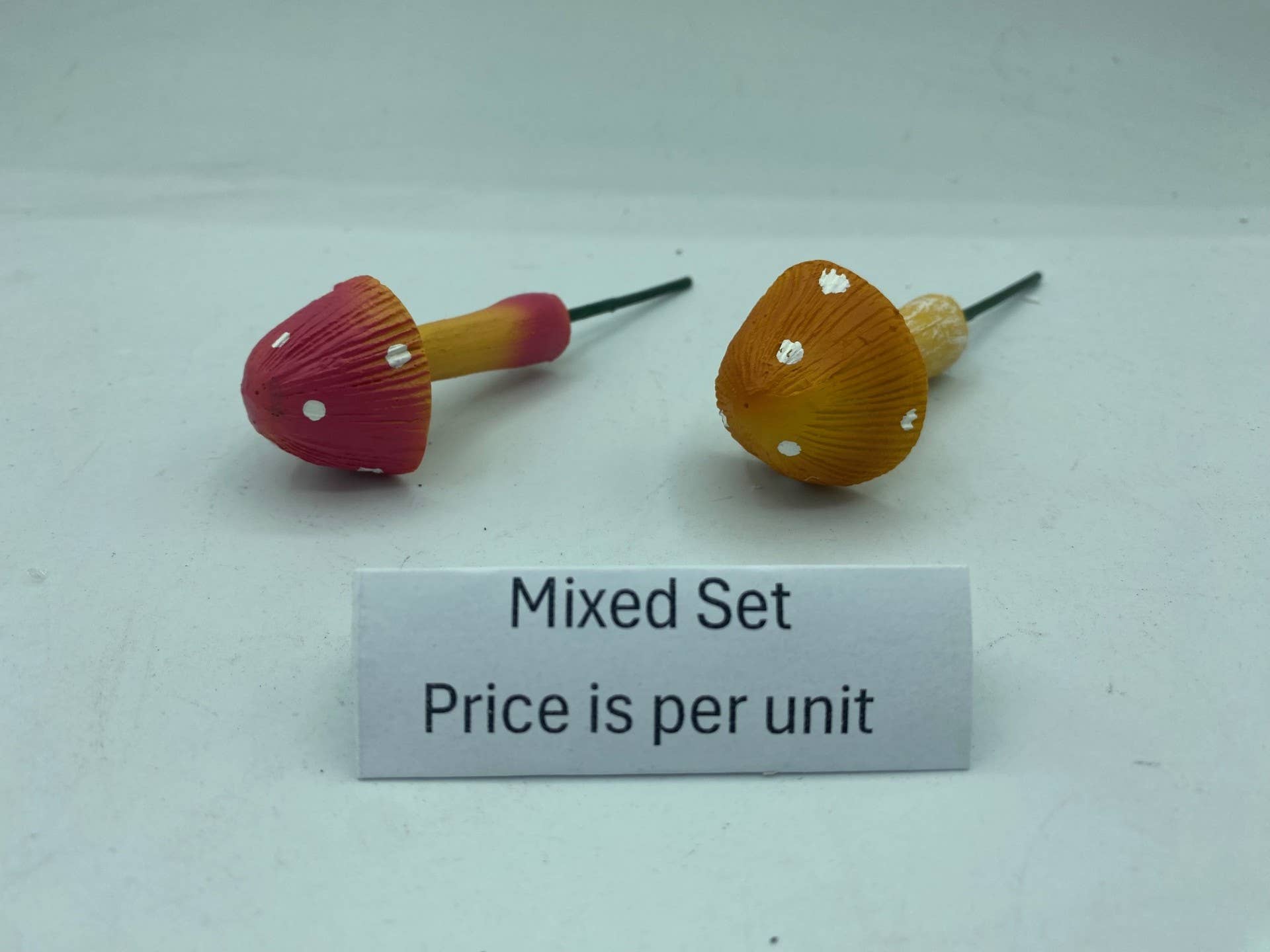 ABitQuackers - Wholesale Garden/Lawn Stake - Spotted Mushroom Stick Red / Yellow0