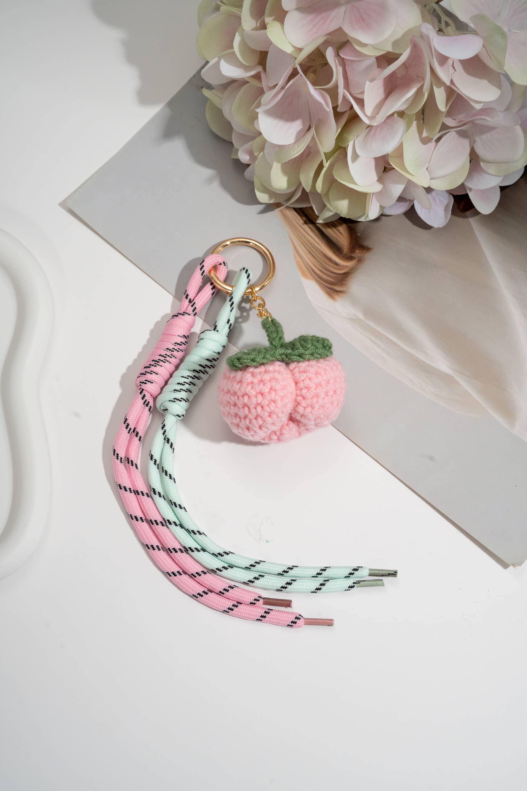 COSMOS – wholesale Nyckelringar - Dam – Set med 6 fruktiga berlocker – nyckelringar och väsksmycken3