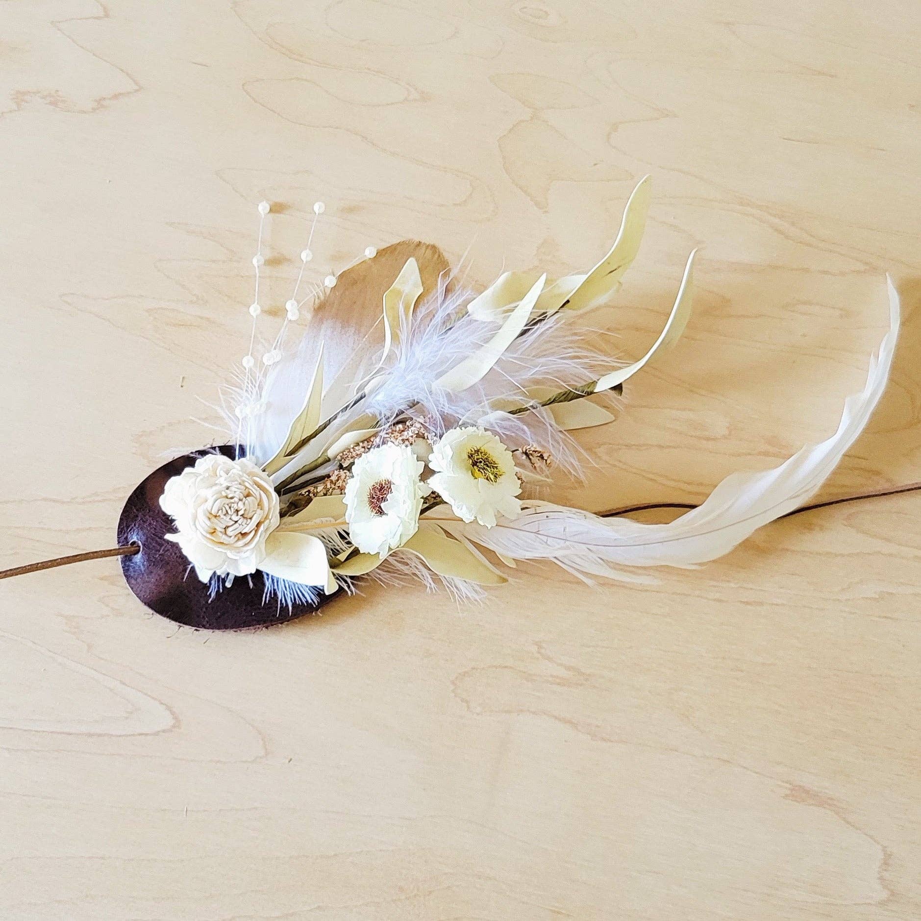 The Jewelry Junkie – Großhandel Hutzubehör – Damen – Boho Western Hochzeits-Hutband mit Blumen, nur Band 984u4