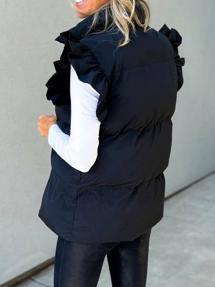 Rosa Clothing - Wholesale Outerwear Vest - Women's - Double Slip Pockets And Ruffled Sleeve Vest2