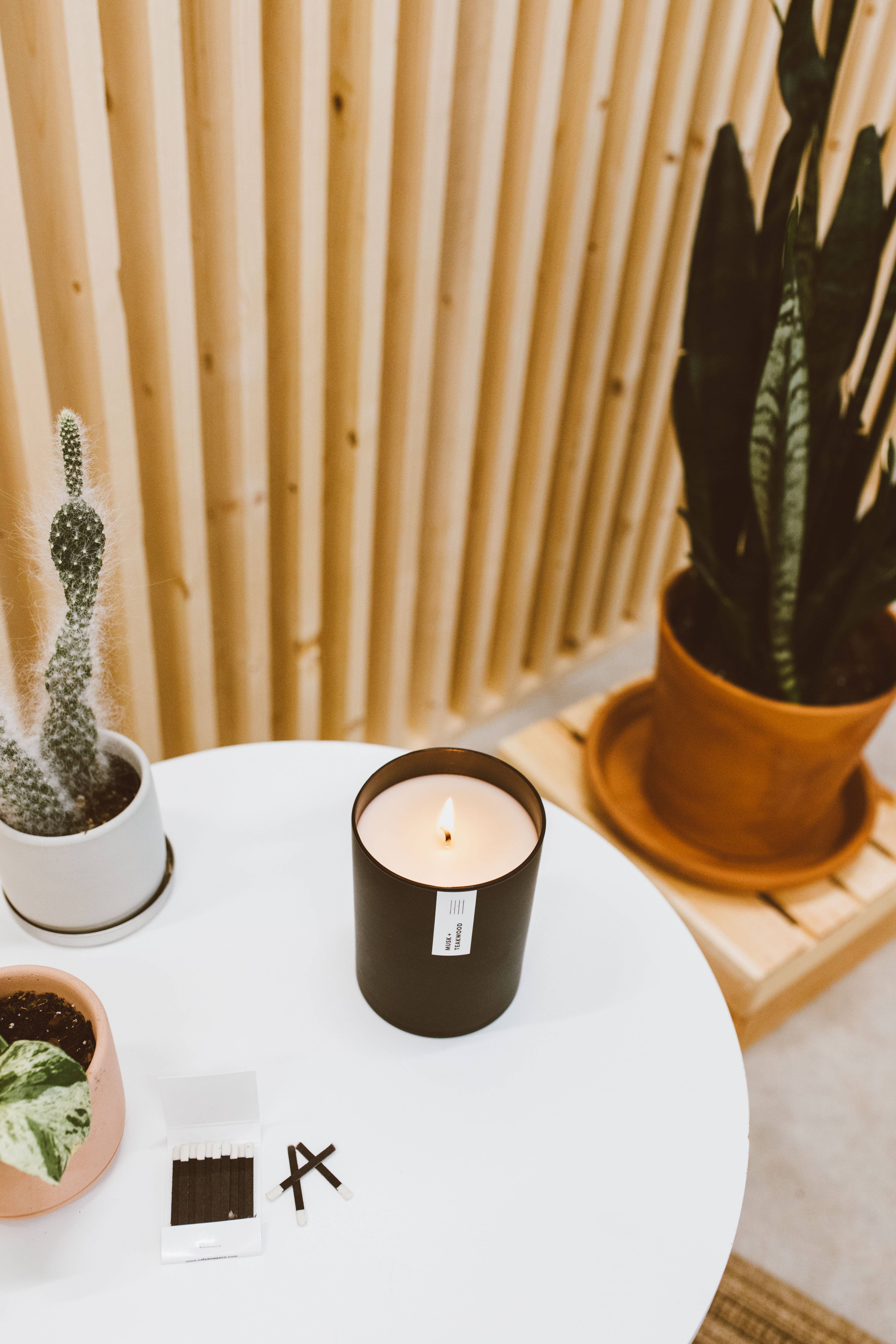 Calyan Wax Co. - Wholesale Jar/Filled Candle - Musk + Teakwood - Matte Black Tumbler Soy Candle5