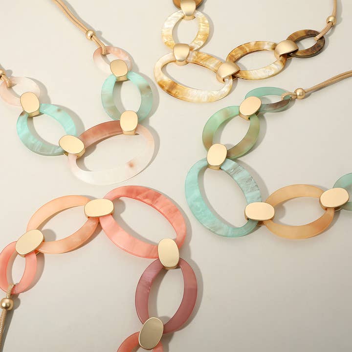Sensibling Corp. - Wholesale Link & Chain Necklace - Bold Matte Finish Resin Oval Link Statement Necklace