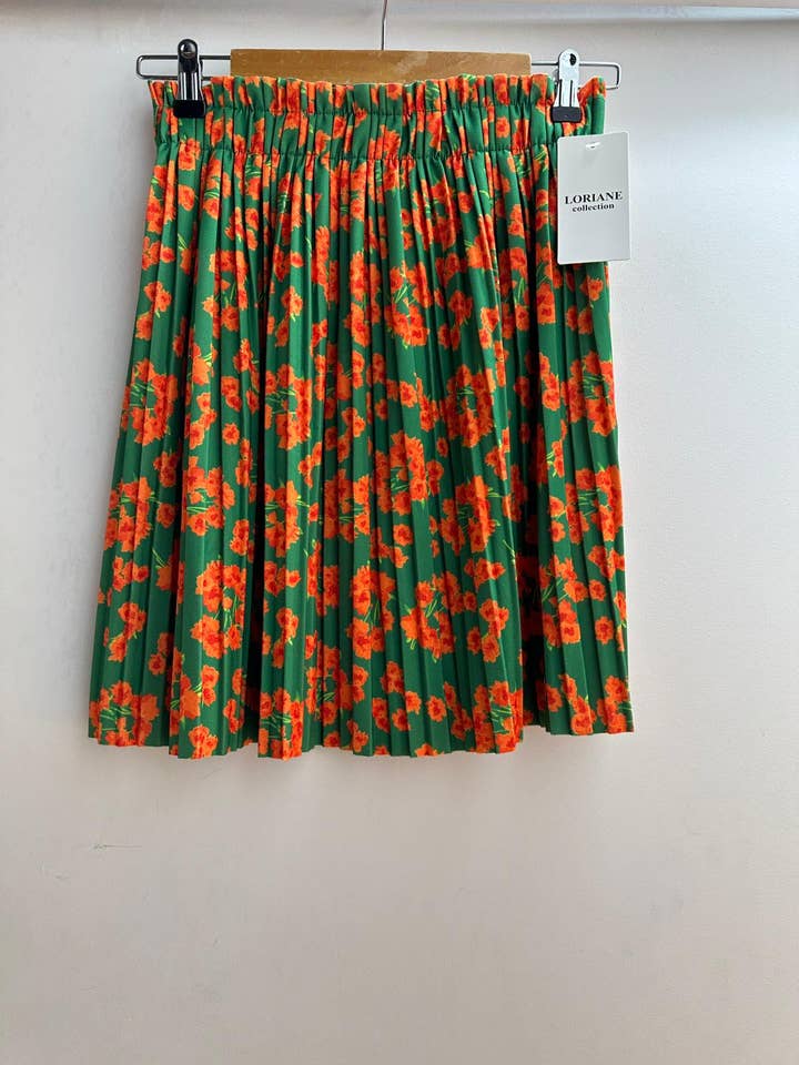 LORIANE 1914A kort plisseret nederdel med print for engroshandel hos LORIANE