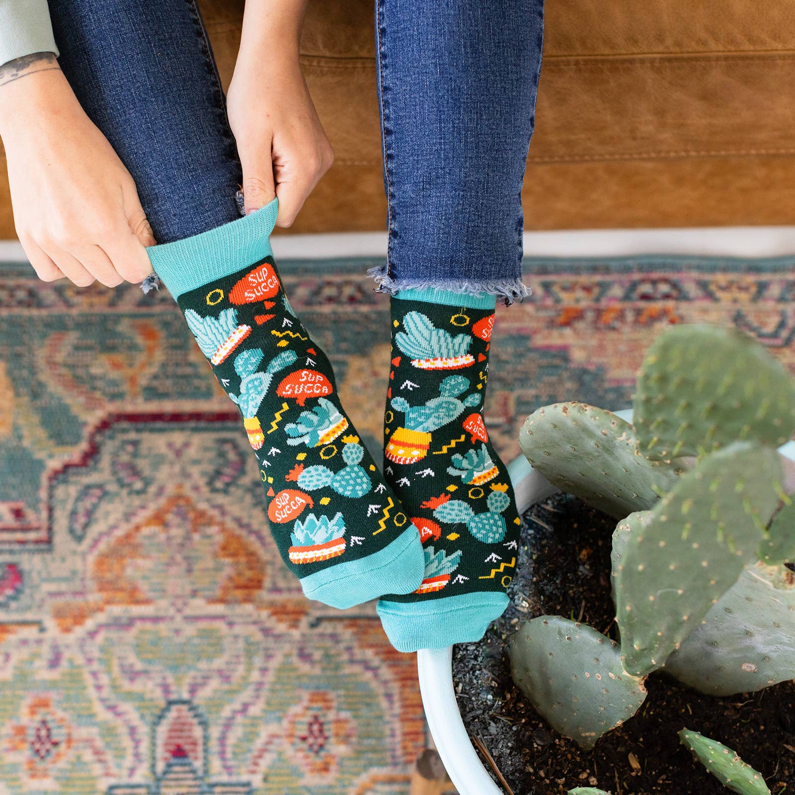 Lavley - Wholesale Socks - Women's - Kiss My Cactus Ankle Socks7
