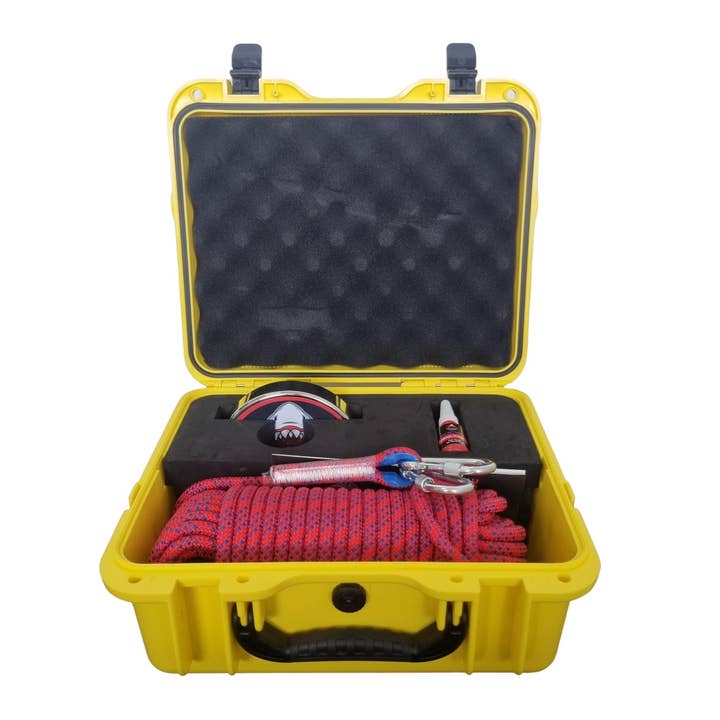 Adventure Market – wholesale Sporting accessories – MEGALODON - 1 Tonne Expert Magnet Fishing Kit