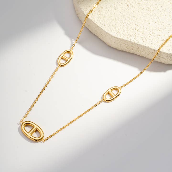 COSMOS - Wholesale Pendant/Charm Necklace - Elegant Oval Pattern Necklace Stainless Steel3