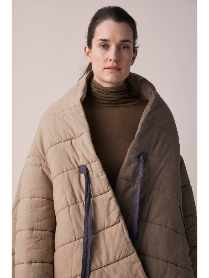 Bronze Grey Blanket quilt jacket for wholesale on Faire5