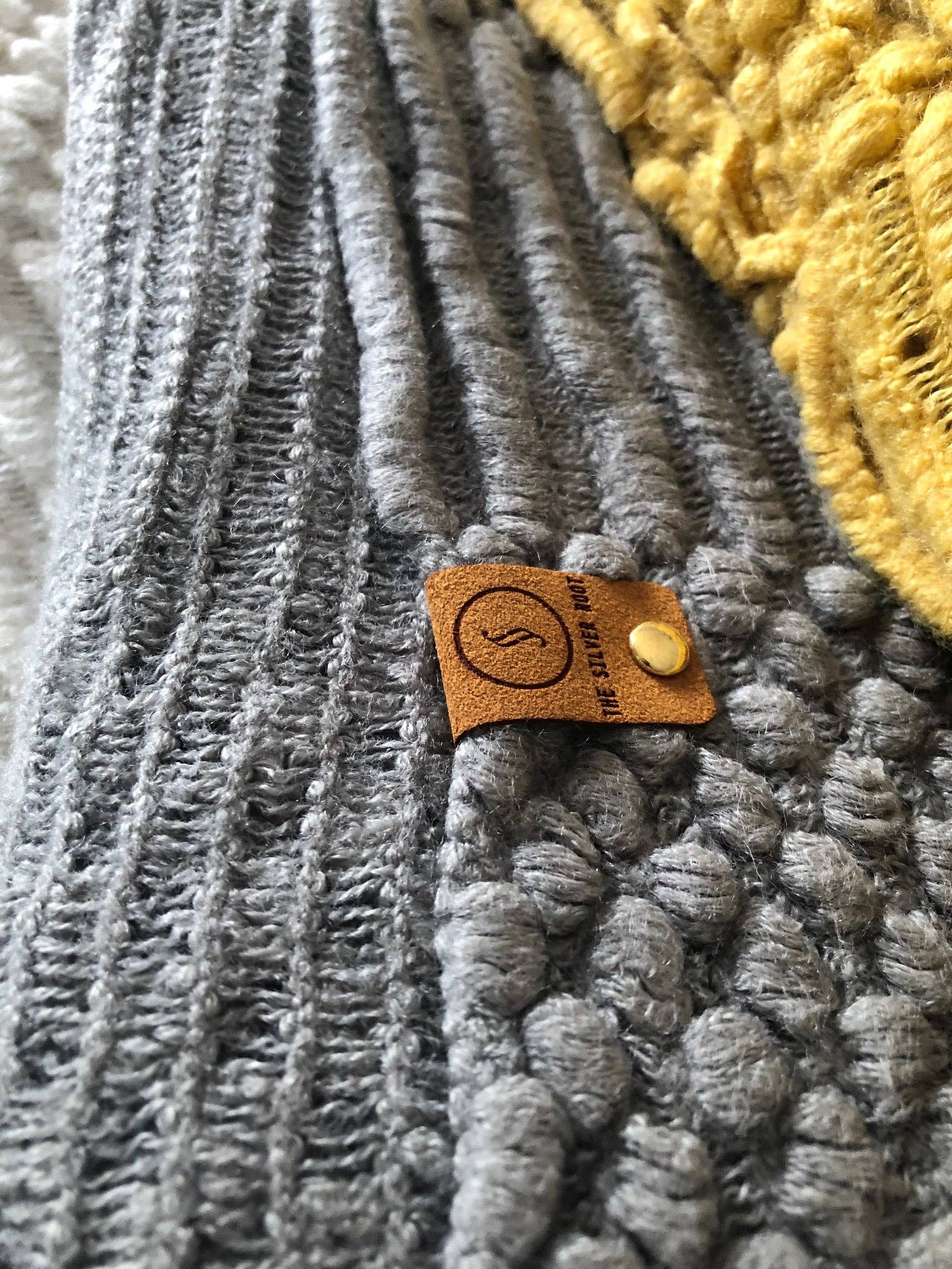 The Silver Root - Wholesale Throw Blanket - Throws3