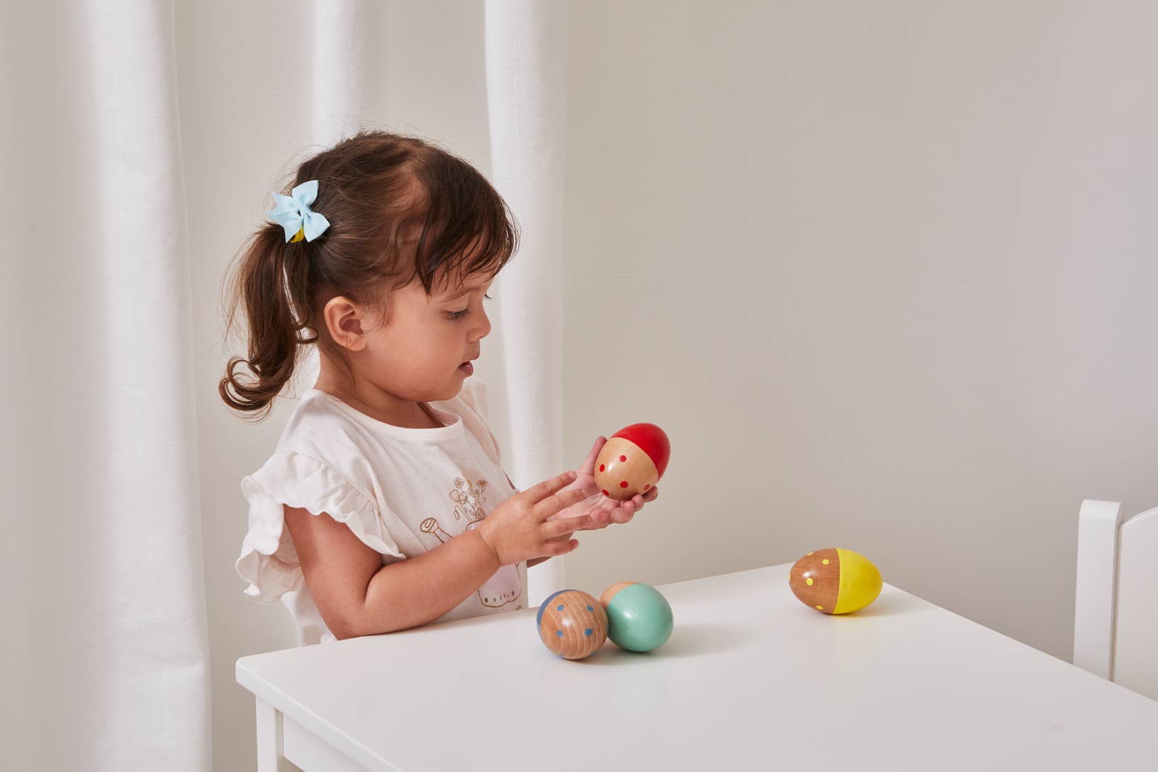 Barbo Toys - Wholesale Wood Toy - Kids - Barbo Wood - Wooden Egg shaker Display (with 12pcs) FSC3