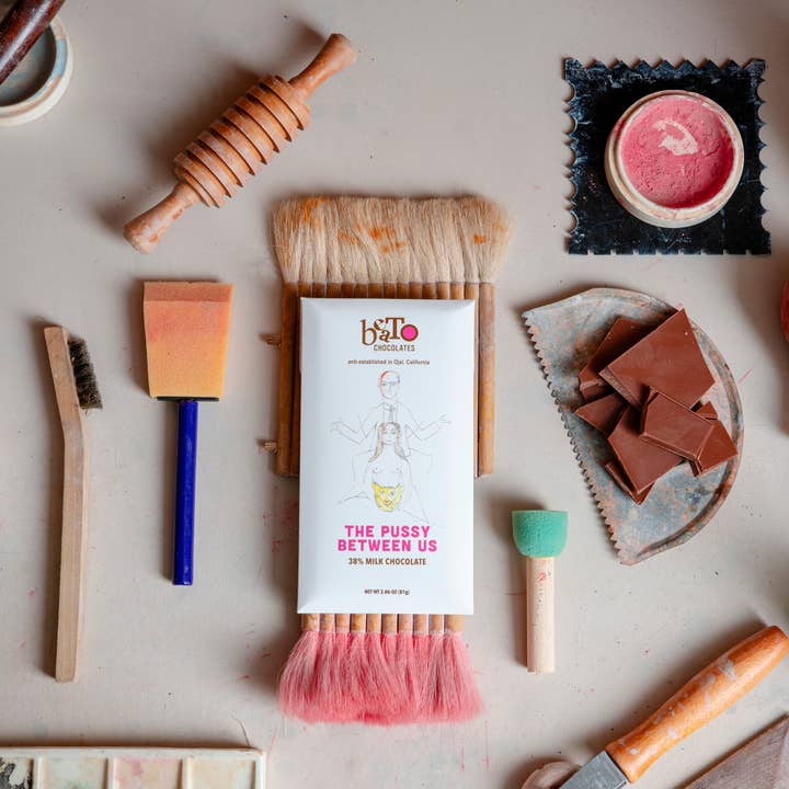 Beato Chocolates - Wholesale Chocolate bar - The Pussy Between Us Milk Chocolate Bar (75g/2.64oz)1