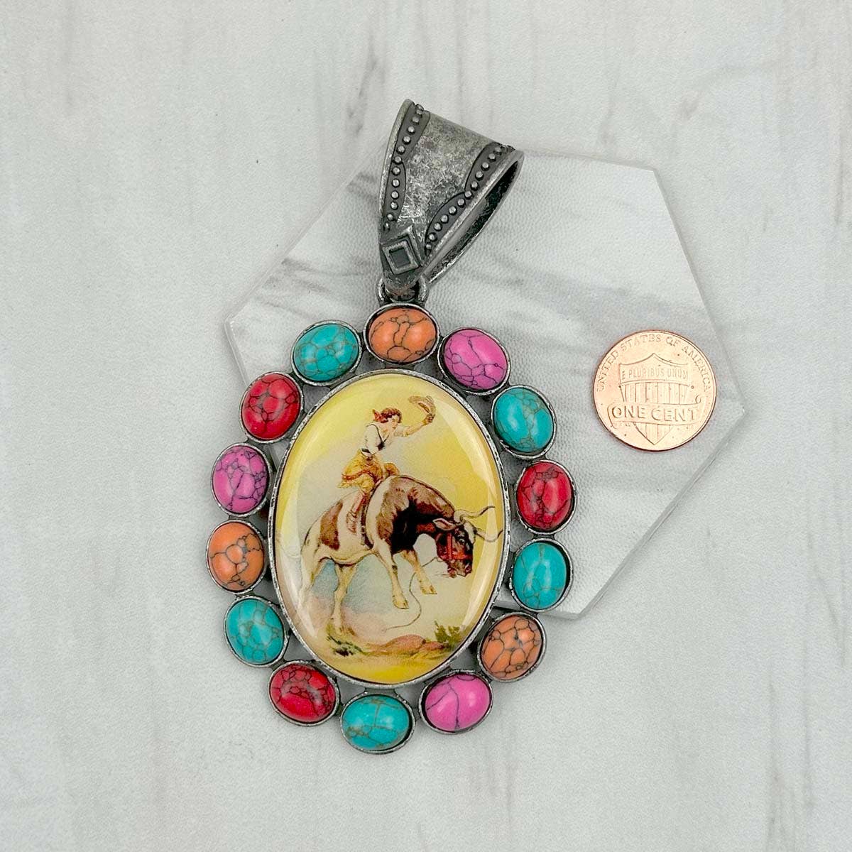 Western Elite Jewelry - Vendita all'ingrosso Ciondolo/pendente - PD231210SL-09 Ciondolo ovale da cowboy in metallo argentato con pietra turchese blu3