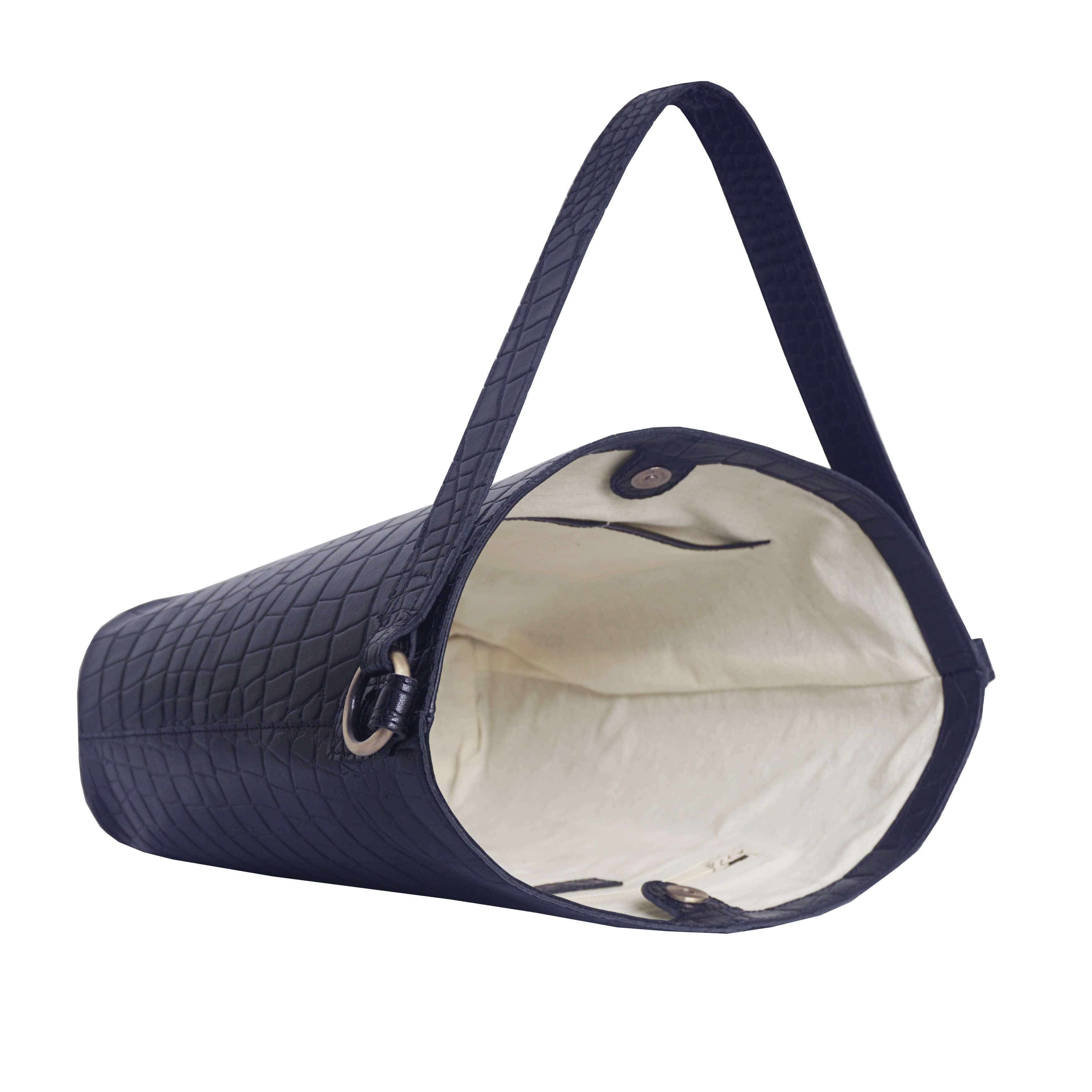 Assots London - Vendita all'ingrosso Tracolla - Donna - Borsa a secchiello grande capacità 'AMELIA' in vera pelle di coccodrillo6