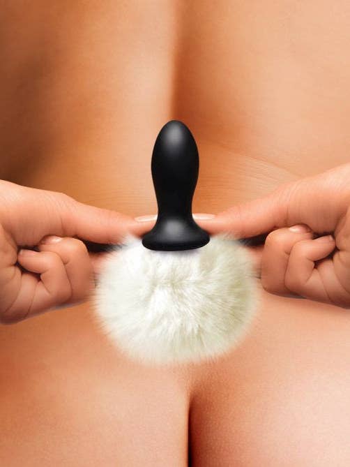 Bunny Tail Anal Plug for wholesale by Tailz