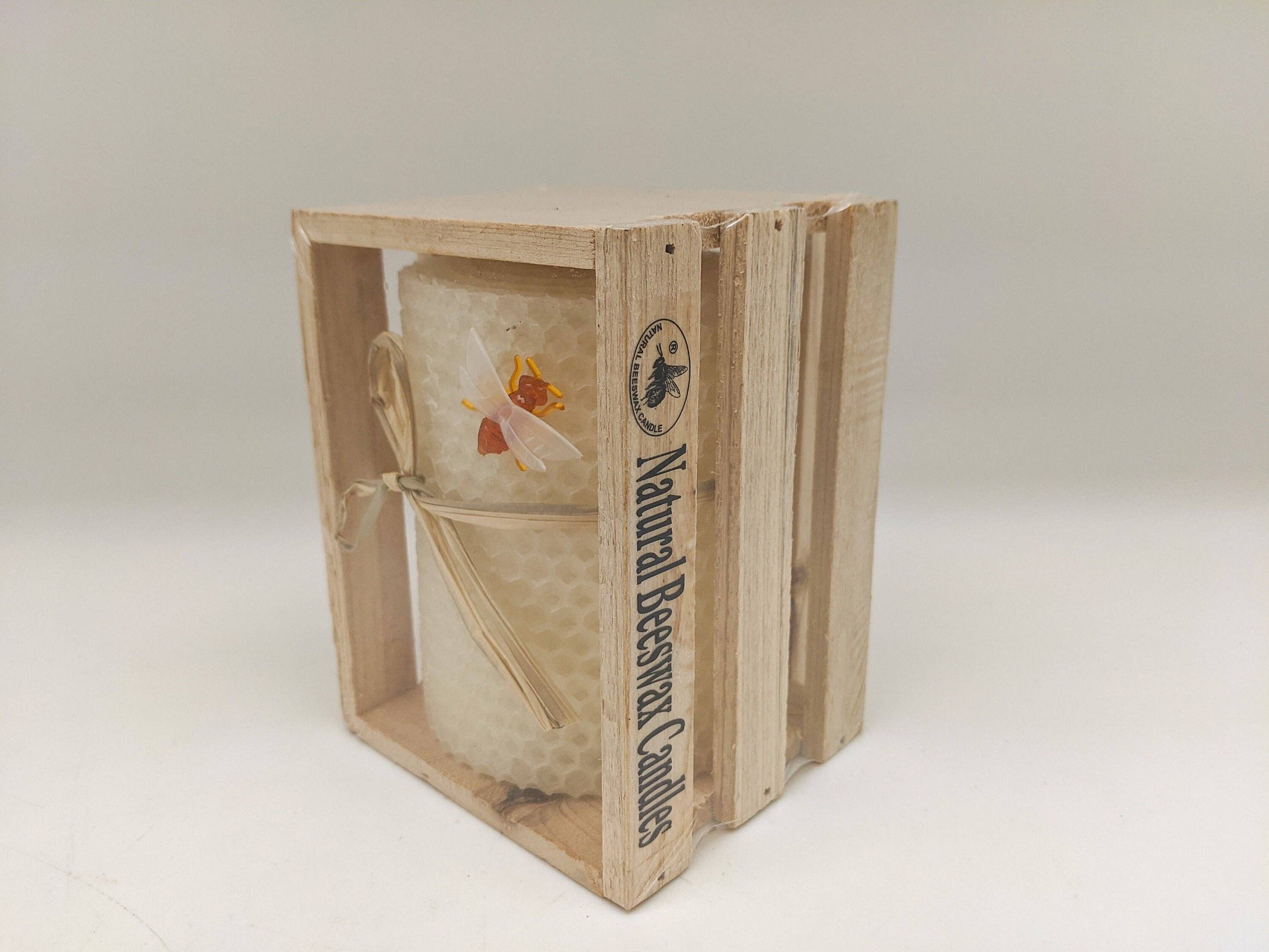 Green Pastures Wholesale - Vente Bougies originales - Cire d'abeille naturelle - Piliers blancs et jaunes 3" X 4"3