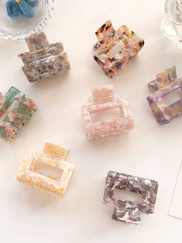 Presilha Quadrada de Acetato com Design Floral Vazado por atacado de WEST AUSSIE SUPPLIES