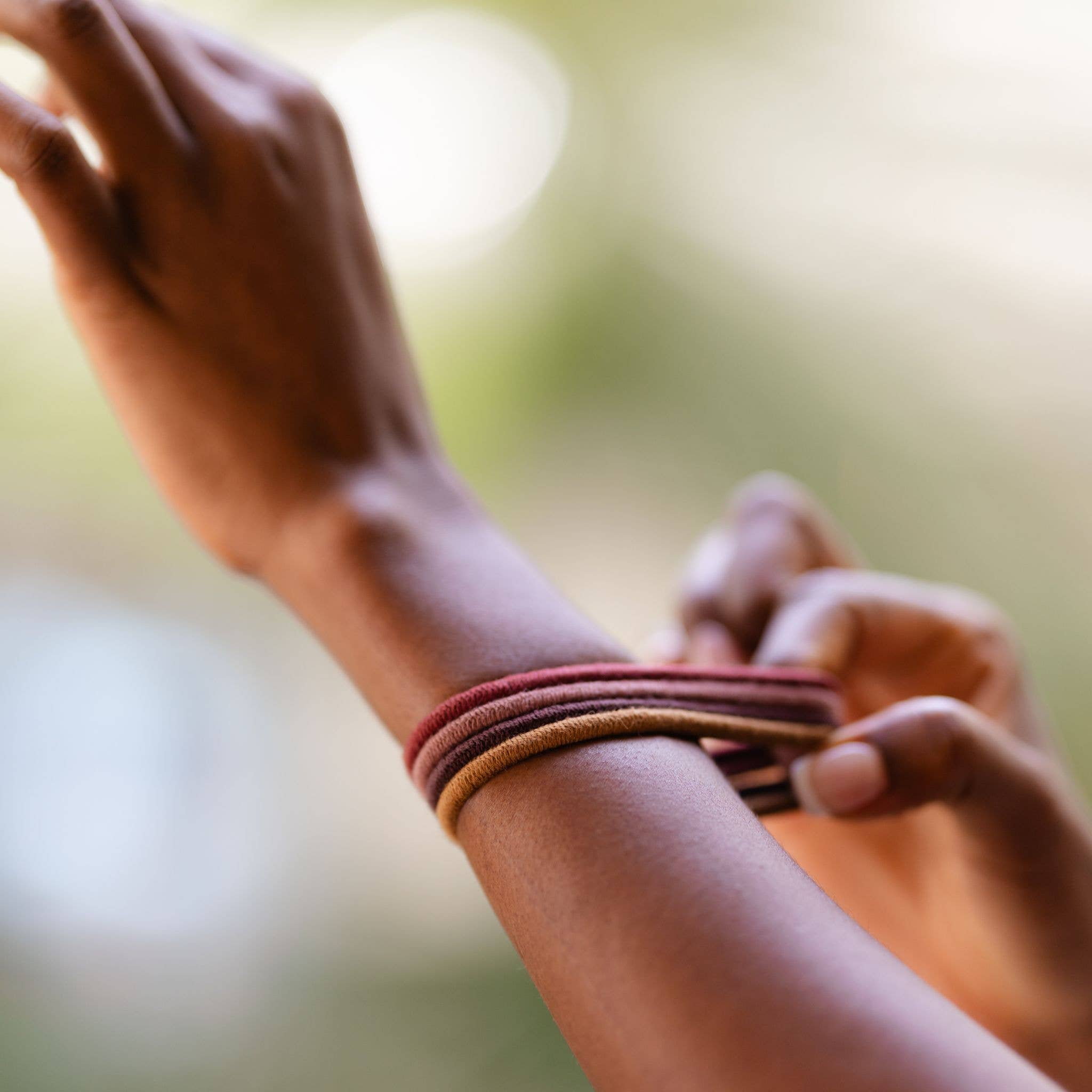 KOOSHOO - Wholesale Hair Tie - Plastic-free, Organic Hair Ties - Warm Earth - Biodegradable1