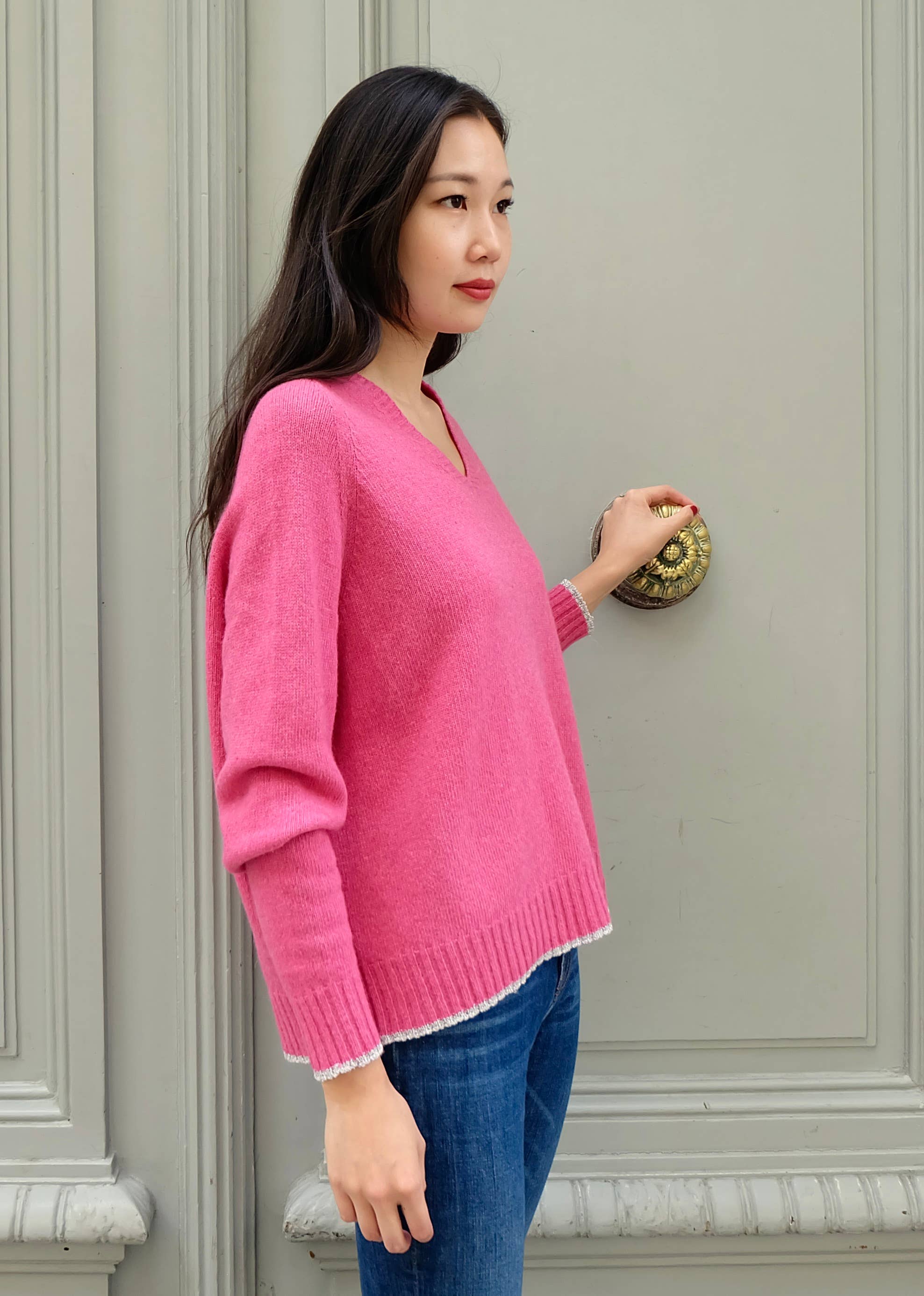 JULIA PARIS - Wholesale Knit Sweater - Women's - V-neck sweater in a wool and cashmere blend0