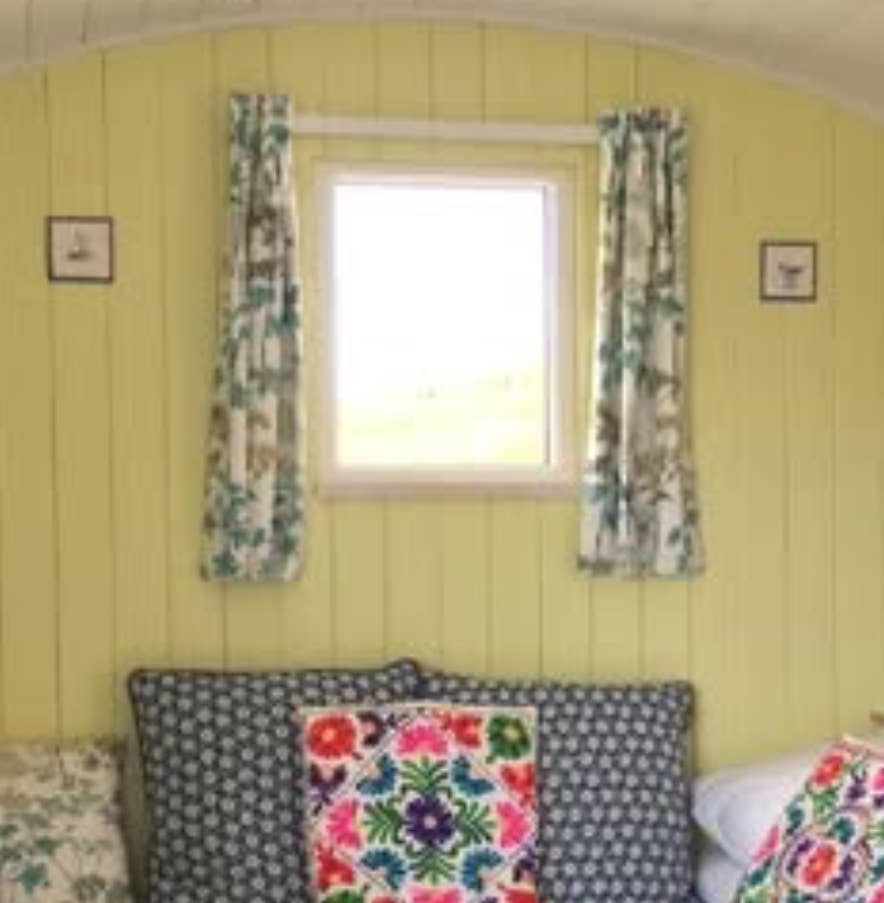 Elspeth Gardner Ceramics - Wholesale Wall Tile - Hand painted delftstyle ceramic tile Lighthouse in 2 sizes5