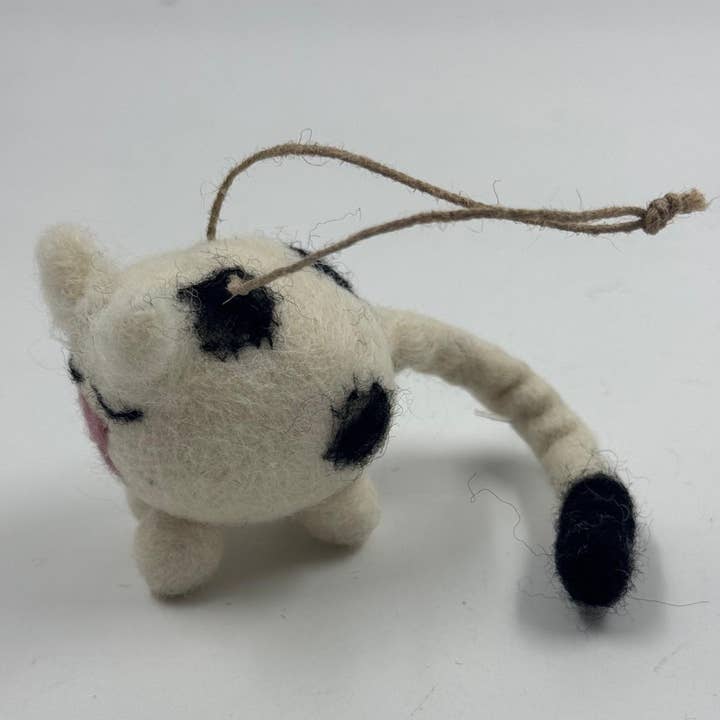 Funky Yak Ltd - Wholesale Keychain - Women's - Handmade Cute Felt White Cat Keyring 3