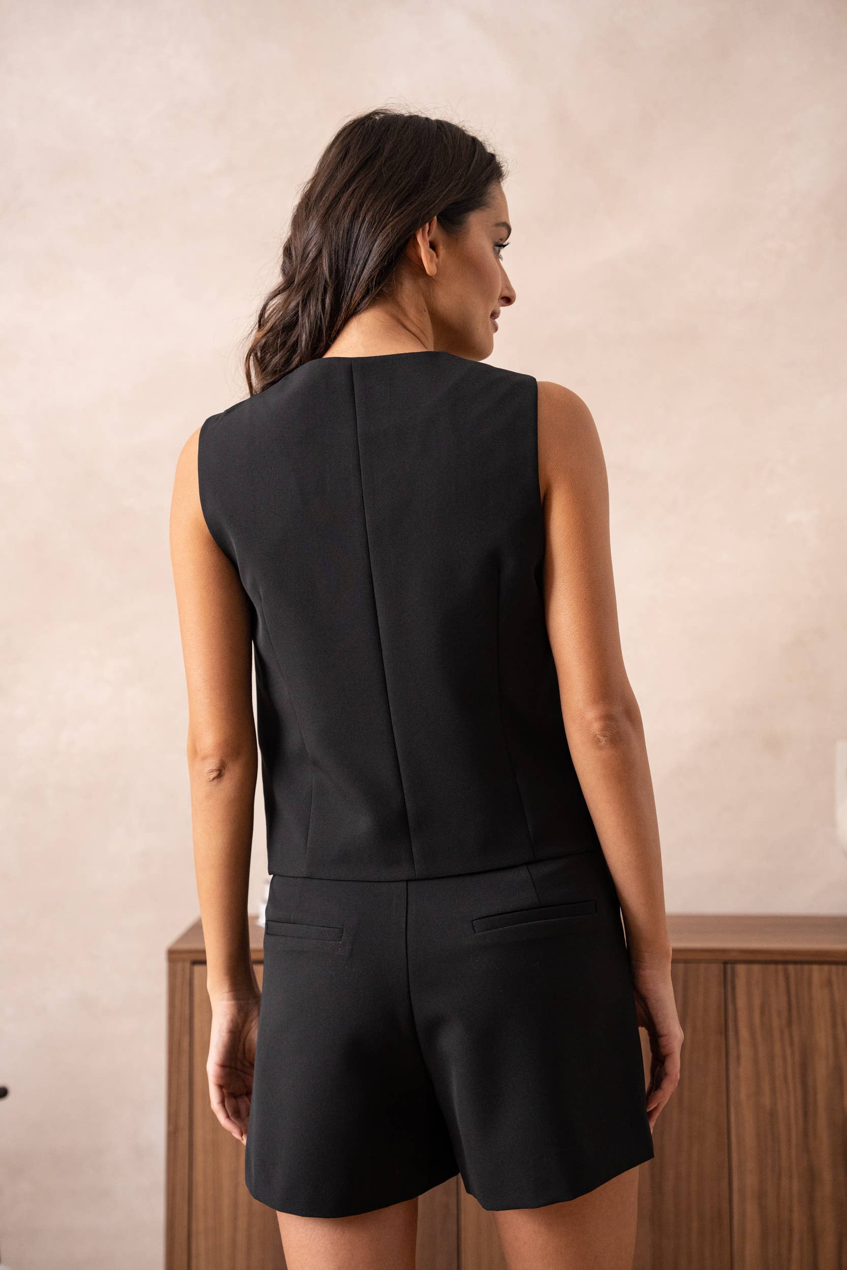 Attentif Paris - Wholesale Suit Vest - Women's - [Timeless] Solid Sleeveless Tailored Vest16