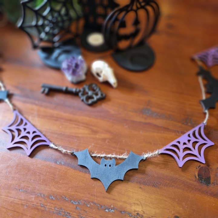 Yiska Designs - Wholesale Bunting/garland - Bat & Web Halloween Garland5