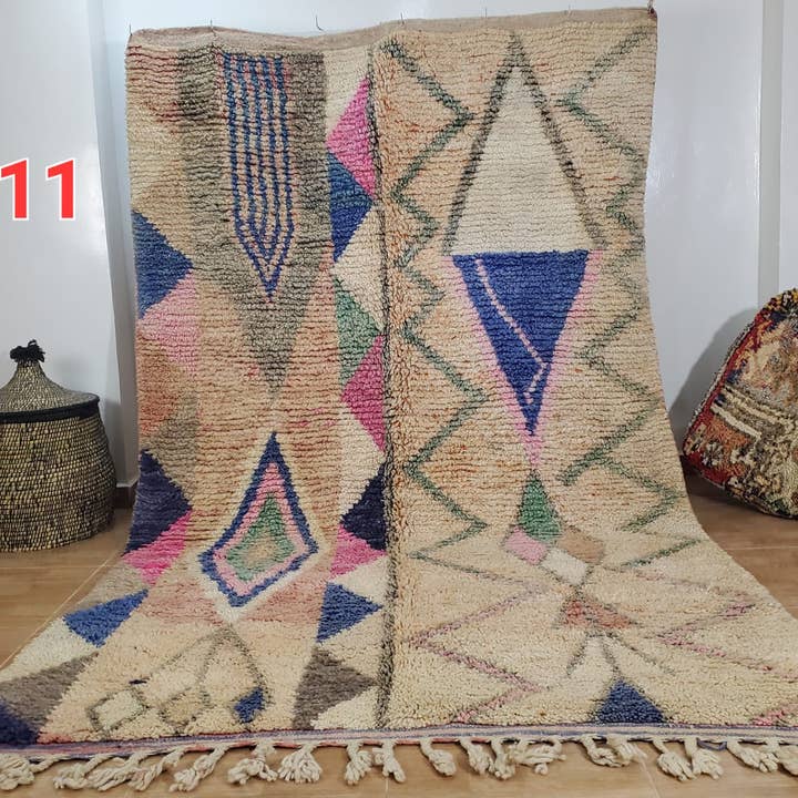 Äkta handknuten Beni Ourain-ullmatta 200×300 cm 166 för wholesale av Maroccarpets Poufs and pillows wholesale +31648976894