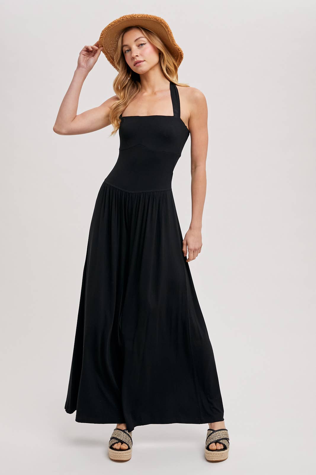 Bluivy – wholesale Jumpsuit – Women's – HALTER TIE-BACK CLOSURE SQUARE NECK WIDE LEG JUMPSUIT