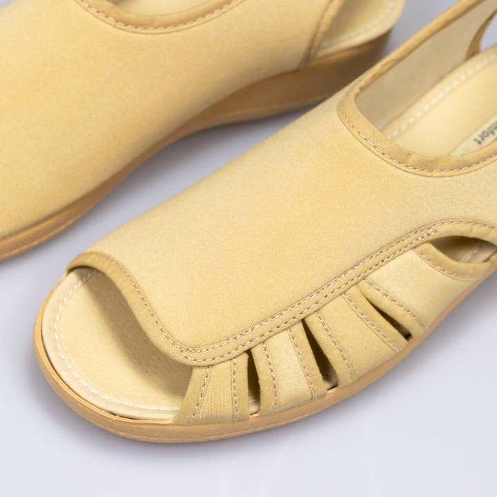 Haikon Hada (Calzame, Alster Komfort, Timoni) - Wholesale Sandals - Women's - Brisa Beig Alster Komfort – Comfort stretch sandal with vulcanized rubber sole9