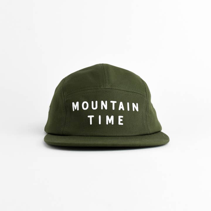 Endless August Supply Co. - Vente Casquette à visière plate – unisexe - Chapeau Mountain Time à cinq panneaux - mousse