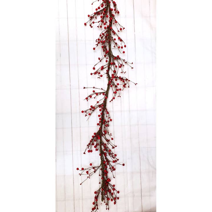 A.T. Imports - Wholesale Bunting/Garland - Large And Small Red Berry Garland1