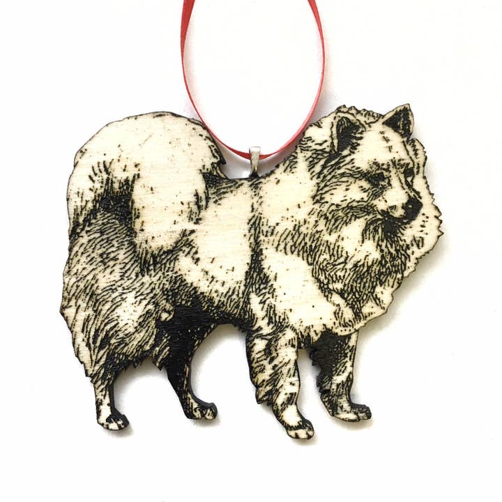Hvid Pomeranian Hundepynt - Laserskåret Træ - Pet Butik for engroshandel hos Toad Hill Farm
