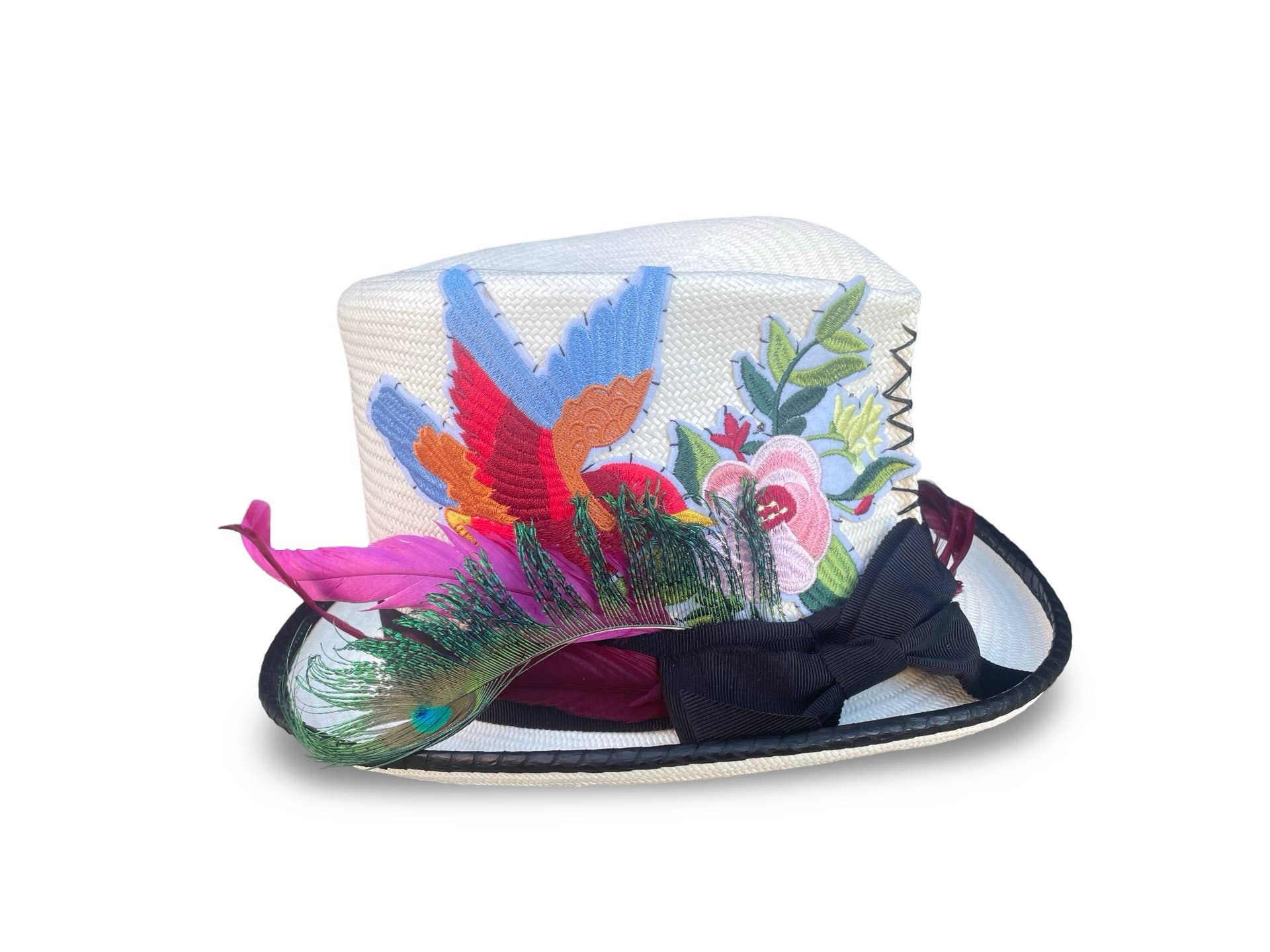 Cha Cha's House of Ill Repute – Engroshandel Hattetilbehør - Dame – Meadow - Signatur Pinch Front Top Hat3