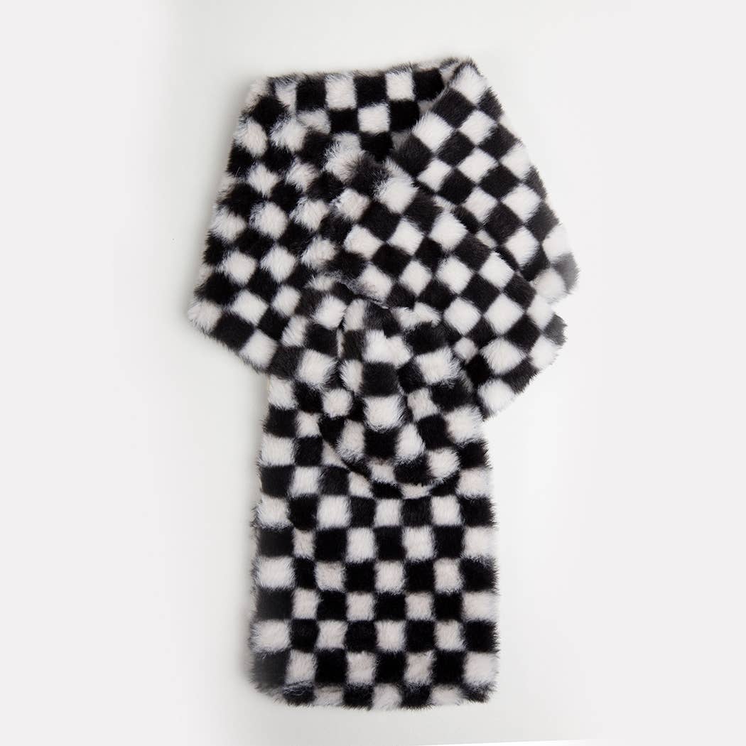 WT Faux fur WHITE Checkered Pattern Scarf for wholesale on Faire2
