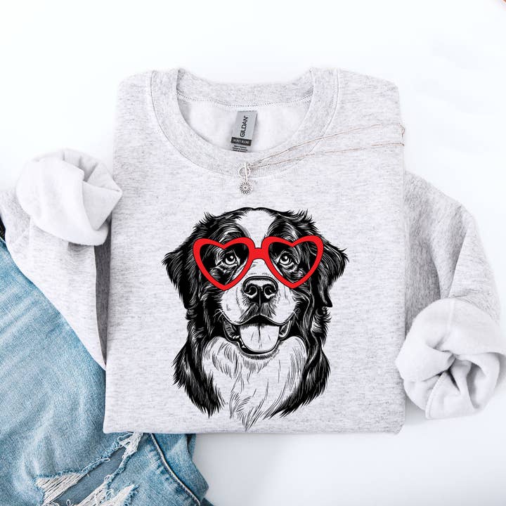 Bernois, Animal de compagnie, Race de chien, Sweat-shirt de la Saint-Valentin pour la vente par Refinery Number One LLC