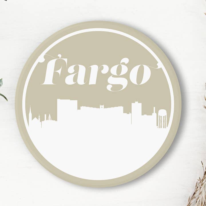 Coaster rétro Skyline Fargo North Dakota | Plusieurs couleurs pour la vente par Paperfinch Design
