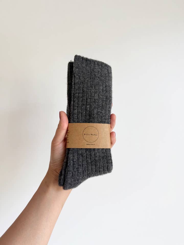 Billy Bamboo - Wholesale Socks - Women's - ICELAND WOOL HIGH SOCKS2